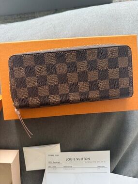 Louis Vuitton Damier Ebene Zippy Wallet - Brown